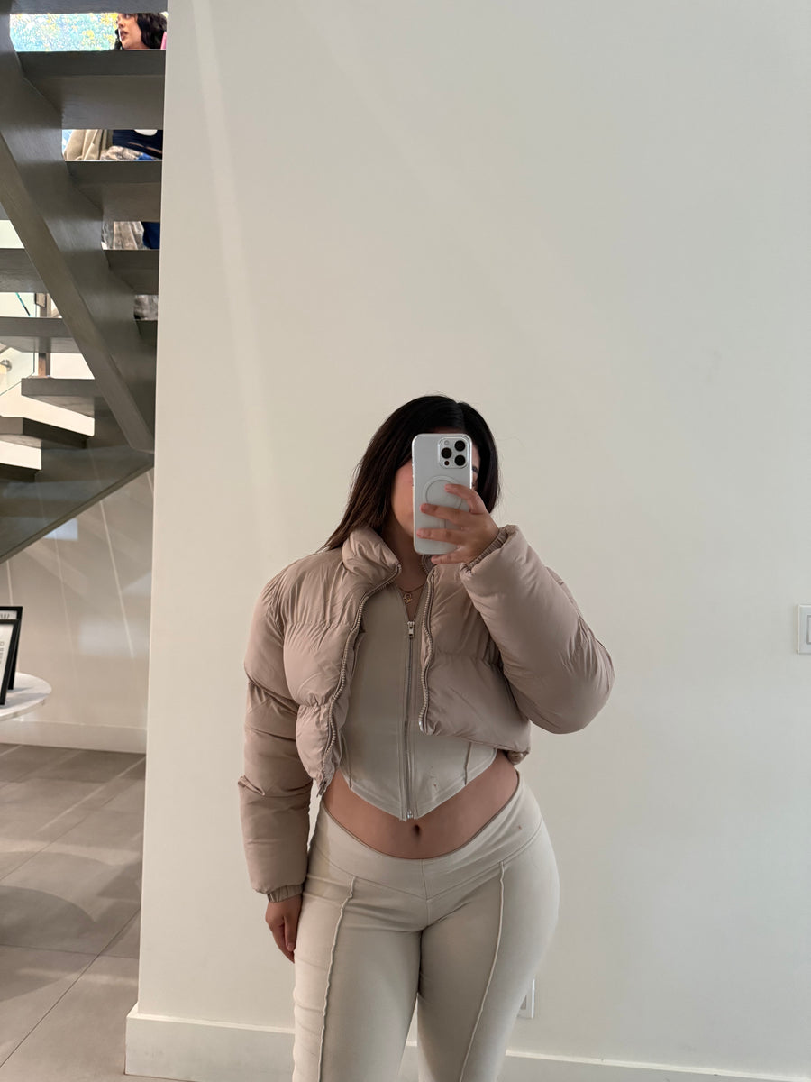 Highneck cropped puffer jacket 2472 – boss babes boutiquee