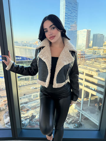 Betsy crop leather jacket (black )