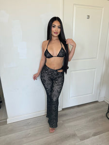 Zeyma 2 piece ( black) 0343 (runs small)