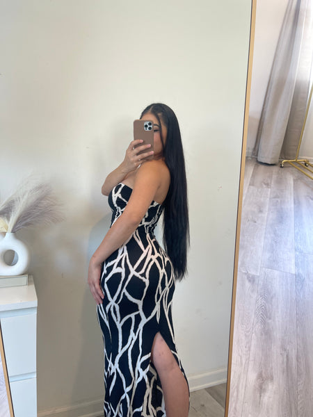 Yeri maxi dress (black/white)