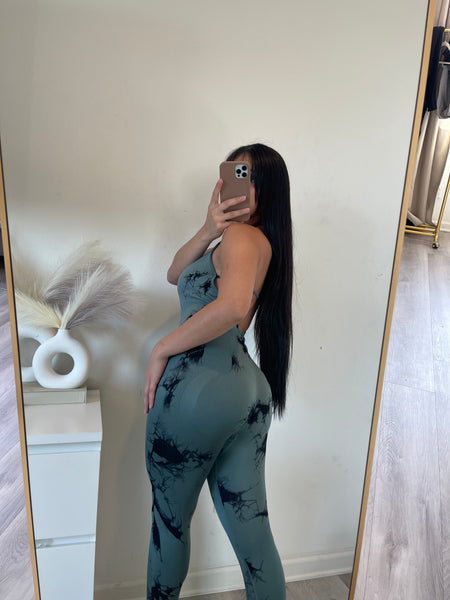 Chef’s kiss jumpsuit (emerald marble )