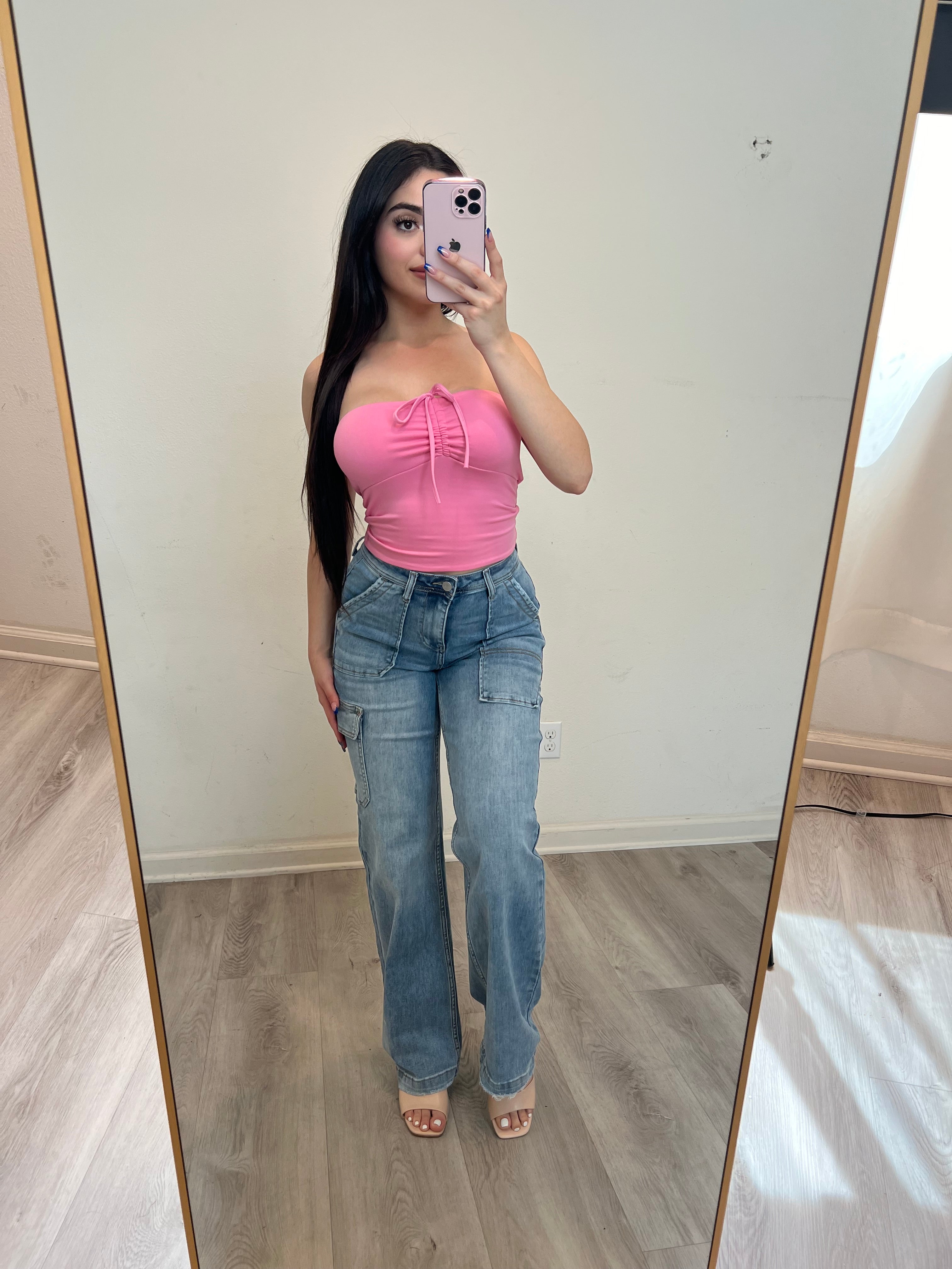 High rise-wide leg cargo pocket jeans ( medium) 5534