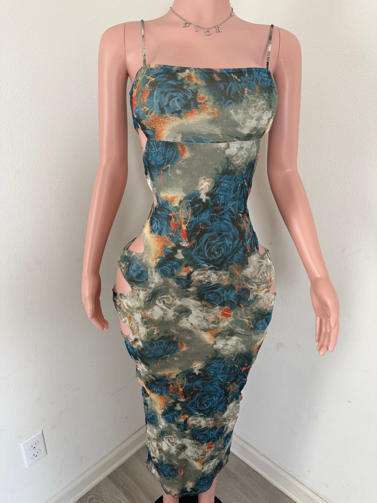 Britzy mid dress – boss babes boutiquee