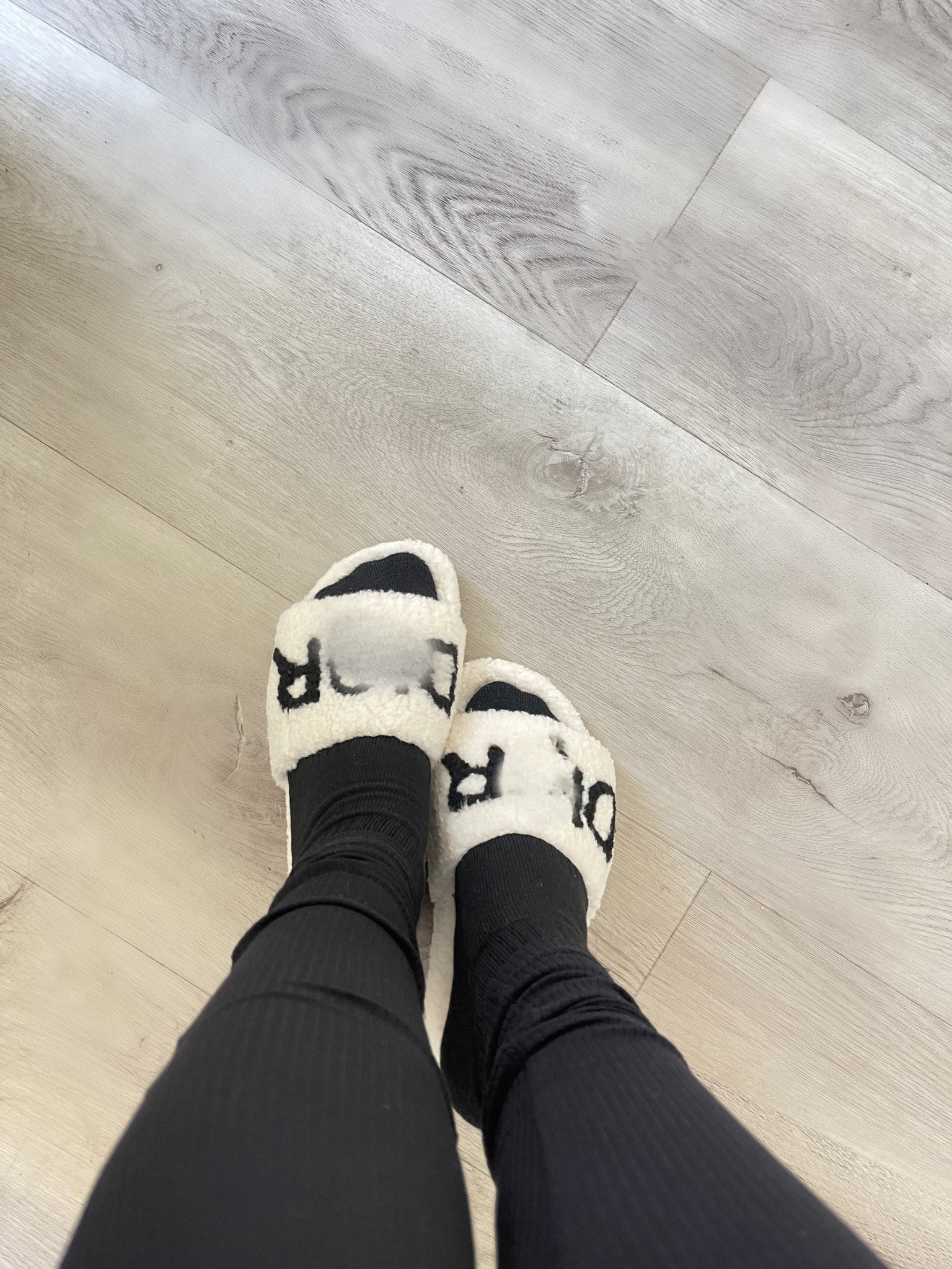 Donna Pola Bear slipper (white)
