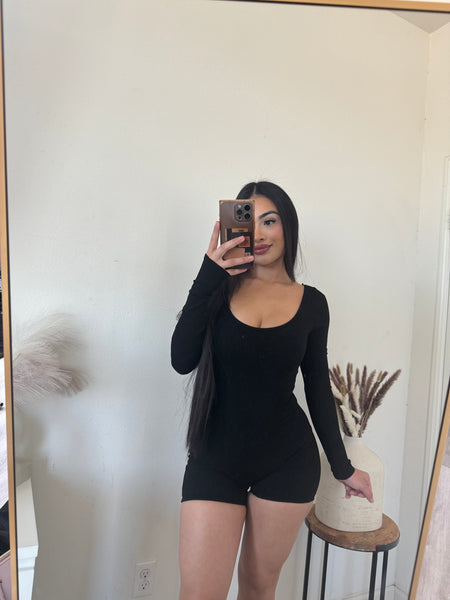 Janet romper ( black) 2074