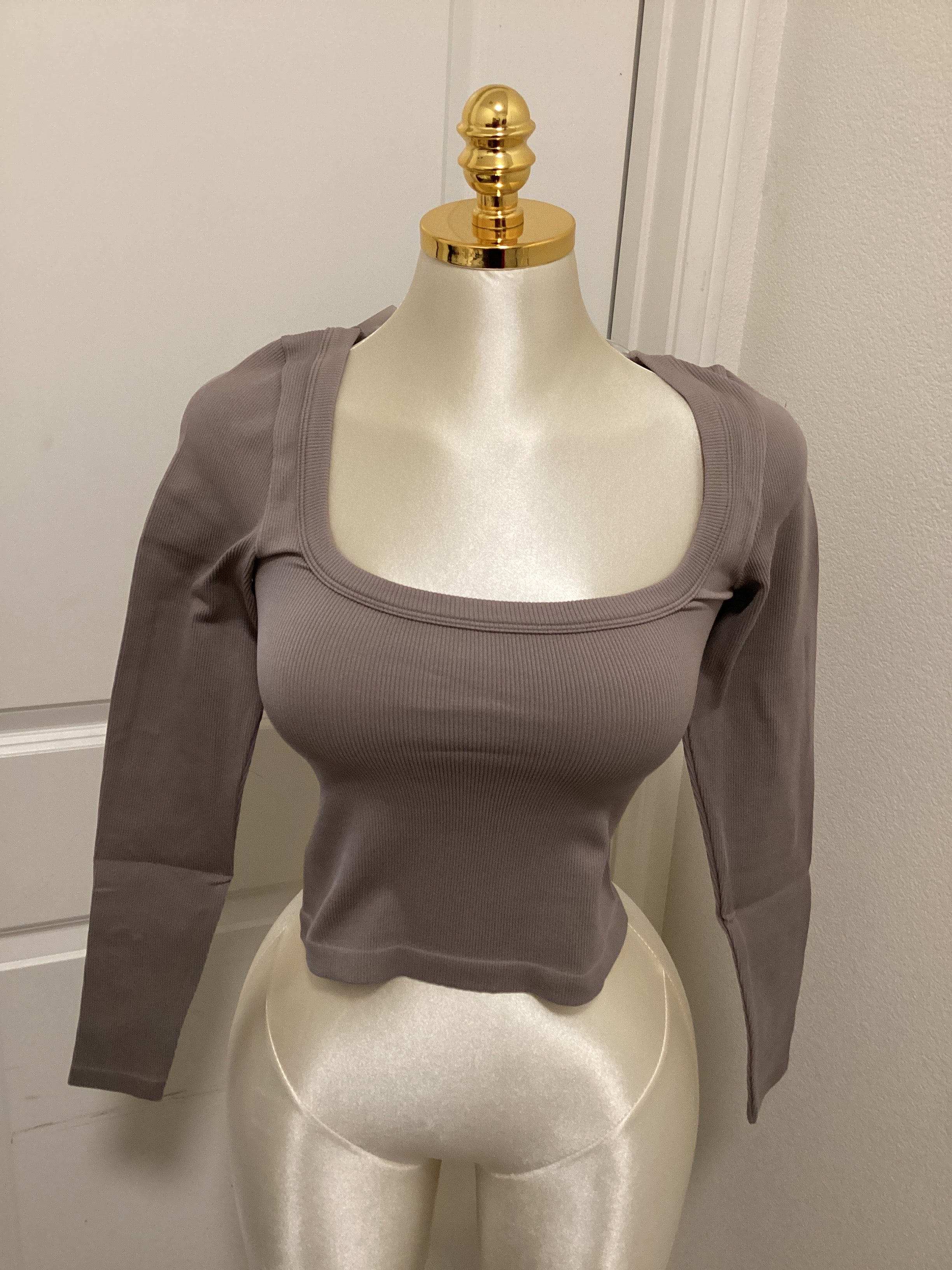 Camila long sleeve top ( mocha)55719