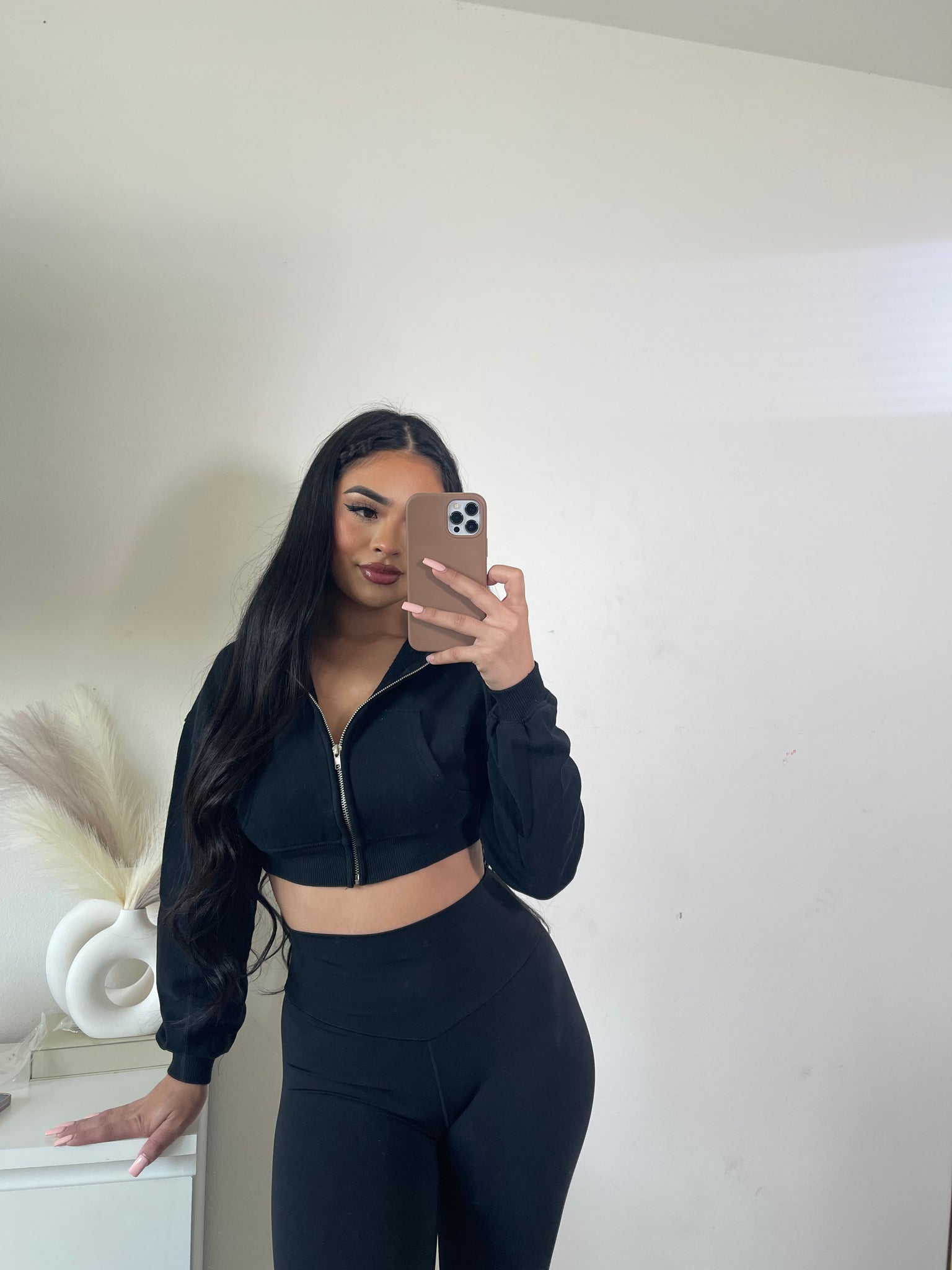 Lil cropped hoodies 1889 (black)