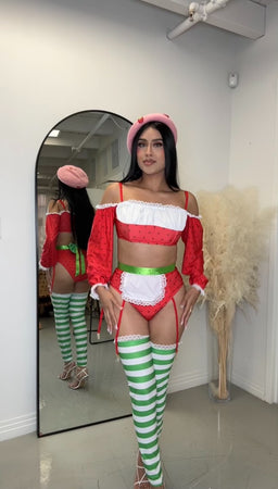 Strawberry shortie cartoon character costume 554844