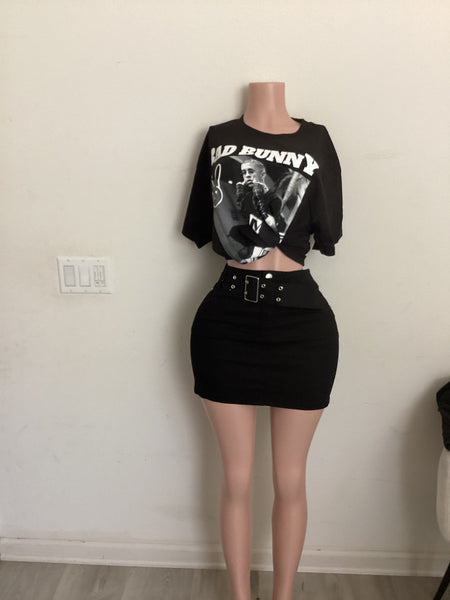 Black skirt with belt 27924