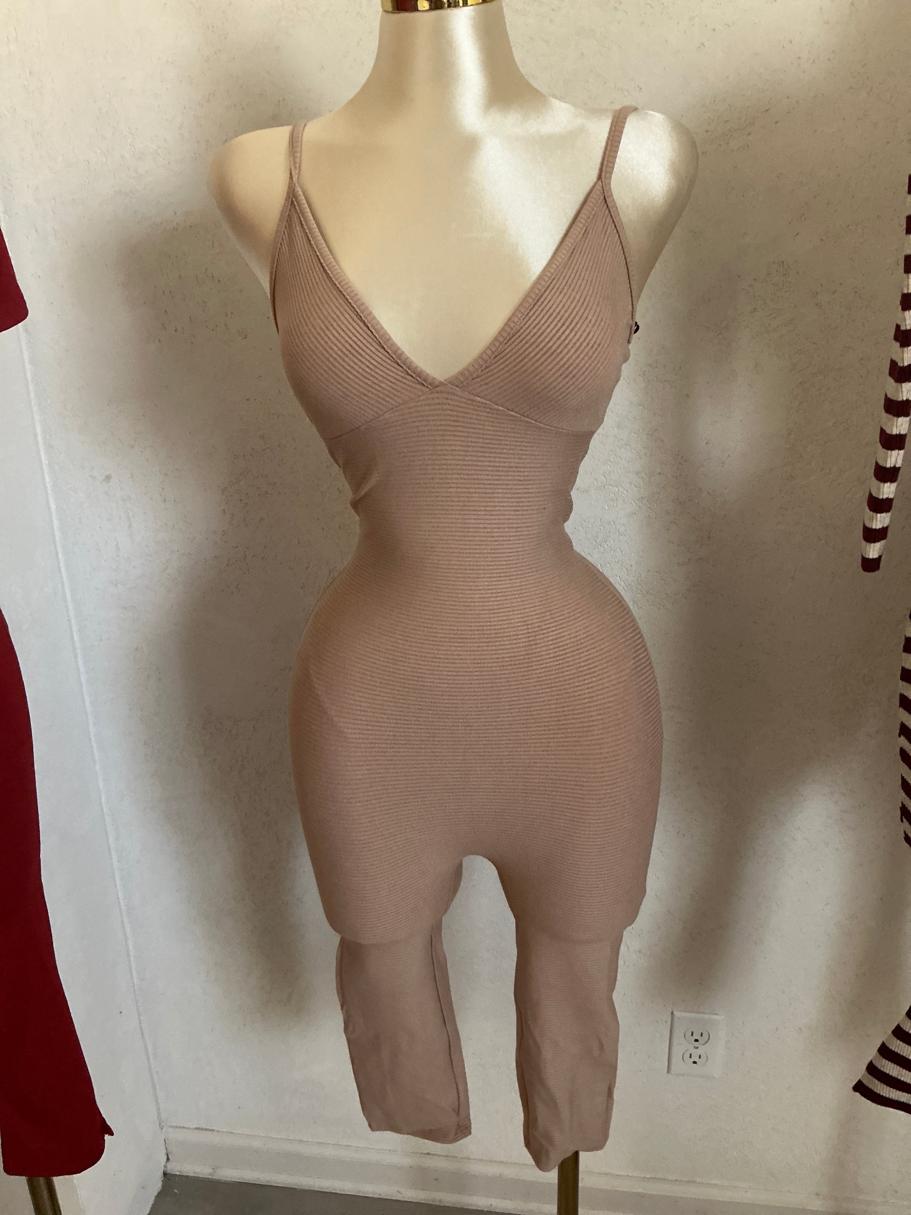 Ally jumpsuit (nude)