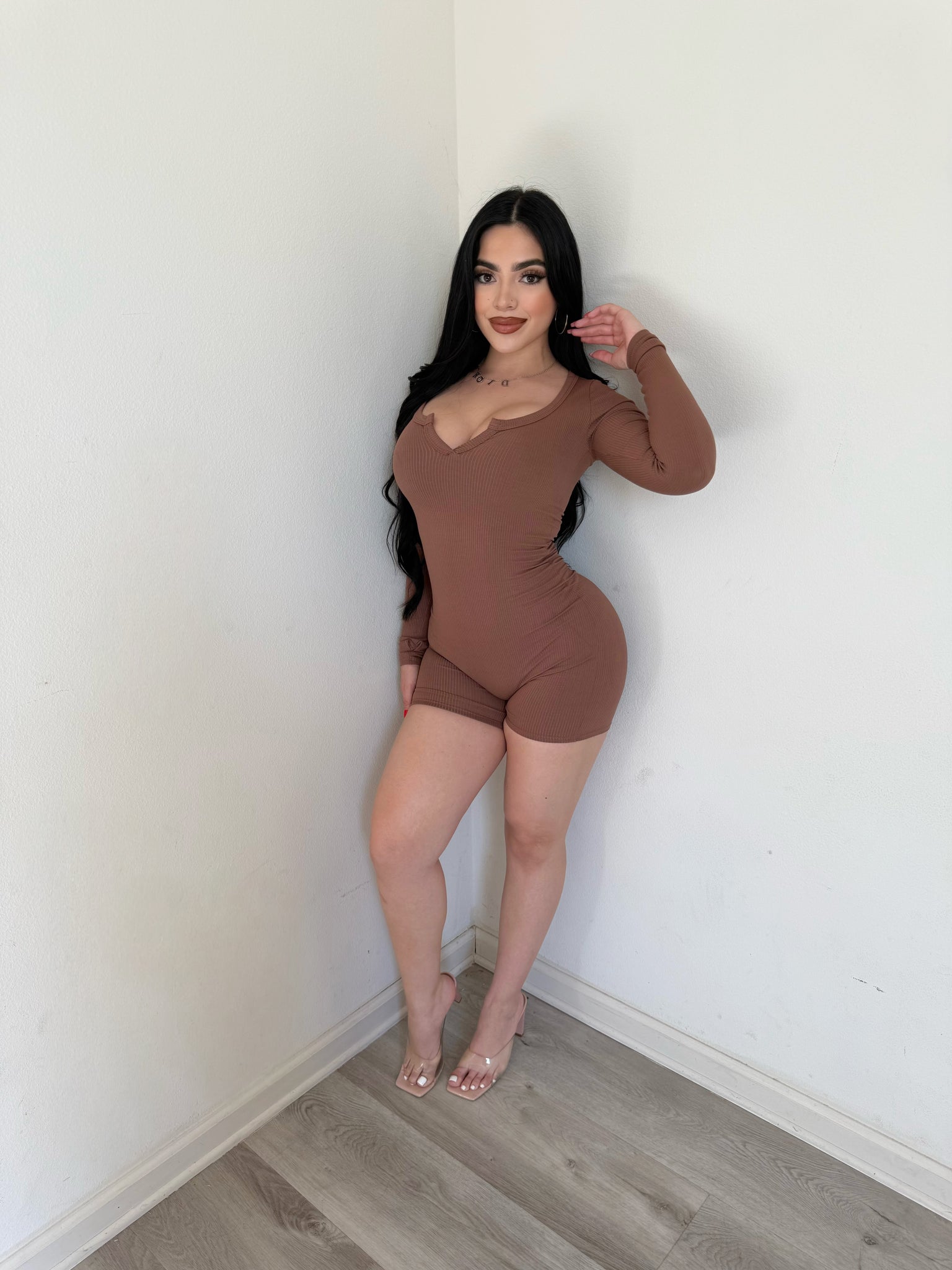 Letzy snatch romper (mocha)2266