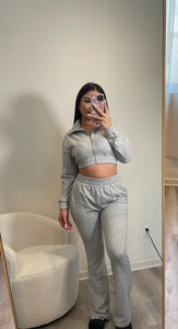 Carrie two piece set (Grey) 1900