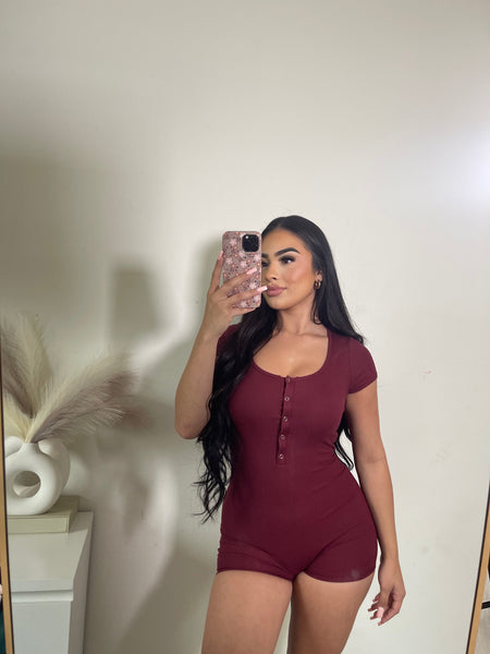 Snap button rib romper (burgundy ) 1505
