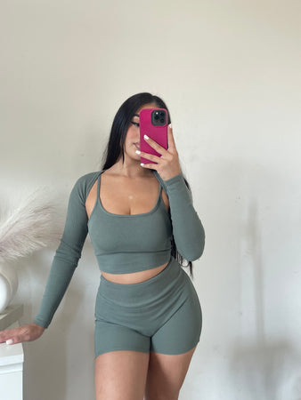 Michelle 3 piece set 3422
