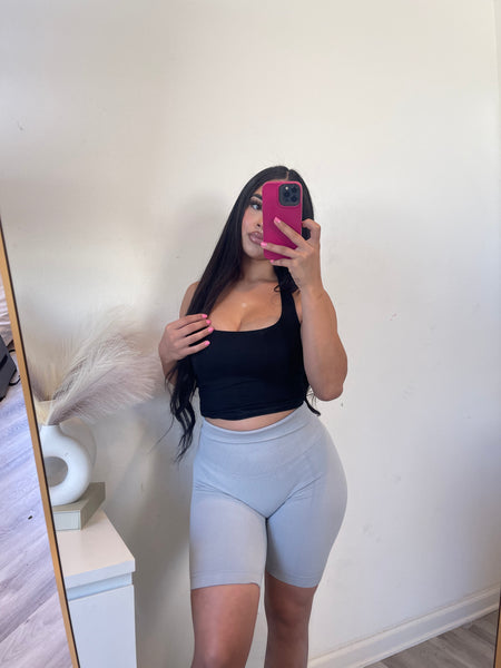 Gia high wasted shorts (grey)